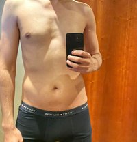 Dan - Male escort in Dubai