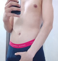 Dan - Male escort in Dubai