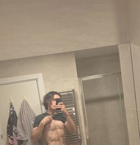 Dan - Male escort in Shanghai