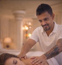 Dan - Male escort in Colombo