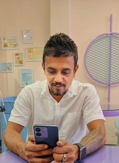 Dan - Acompañantes masculino in Colombo Photo 6 of 6