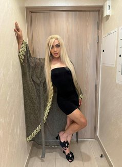 DANA is back again - Transsexual escort in Dubai Photo 13 of 17