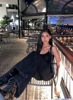 Dana ladyboy both - Transsexual escort in Abu Dhabi Photo 8 of 10