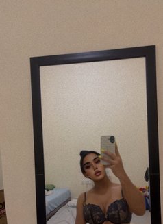 Dana ladyboy both - Transsexual escort in Abu Dhabi Photo 7 of 7