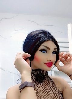 DANA «ست» - Transsexual escort agency in Beirut Photo 8 of 28