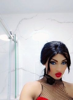 DANA «ست» - Transsexual escort agency in Beirut Photo 10 of 28