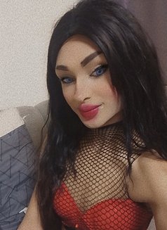 DANA «ست» - Transsexual escort agency in Beirut Photo 27 of 28