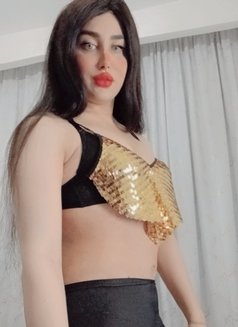 Dana Lebanon - Transsexual escort in Dubai Photo 10 of 11
