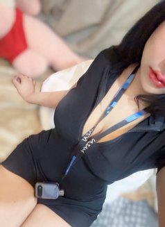 Dana New Girl Available - puta in Al Manama Photo 10 of 25