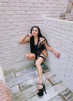 Dana New in Dubai - puta in Dubai Photo 2 of 16