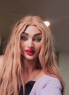 DANA.set - Acompañantes transexual in Beirut Photo 3 of 8