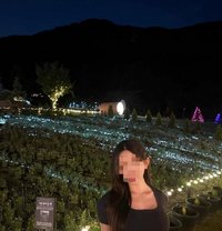 Dana - puta in Seoul