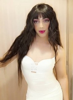 Norhan - Transsexual escort in Dubai Photo 6 of 7