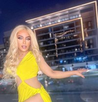 DANA SYRIAN IN DUBAI - Acompañantes transexual in Dubai Photo 15 of 20