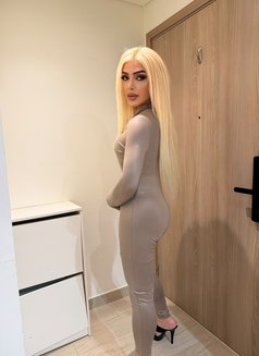 Queen Dana - Acompañantes transexual in Dubai Photo 19 of 23