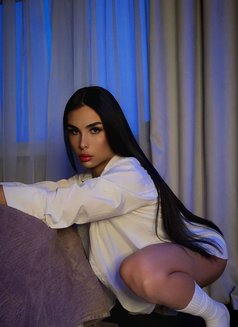 Dana Vip - Transsexual escort in Riyadh Photo 6 of 7