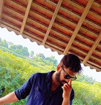 Dananjaya - Male escort in Colombo