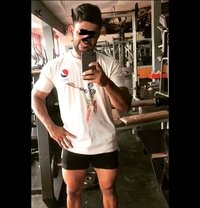 Dananjaya All for free - Male escort in Colombo