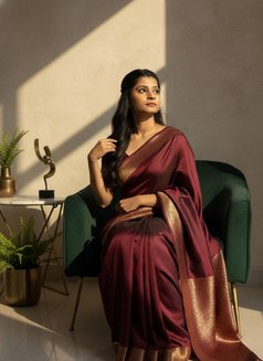 Dance Queen Kajal - escort in Dubai Photo 4 of 6