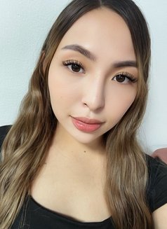 Dane - escort in Makati City Photo 3 of 5