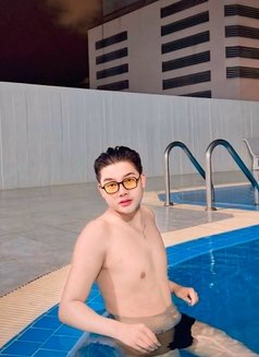 Daneng - Male escort in Bangkok Photo 2 of 2