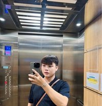 Daneng - Male escort in Bangkok