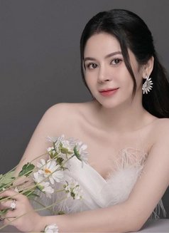 Danhy - masseuse in Ahmedabad Photo 3 of 3