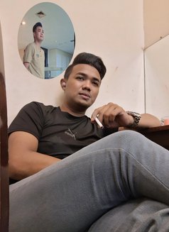 Dani Bisexuality - Male escort in Jakarta Photo 4 of 7