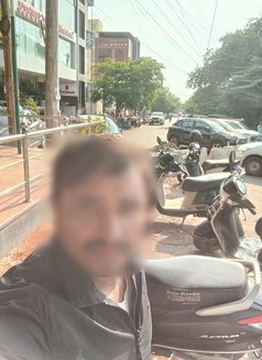 Dani - Male escort in Bangalore Photo 1 of 1