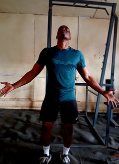 Dani - Male escort in Nairobi Photo 7 of 8