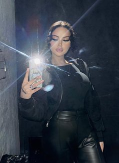 🇷🇺 Dani̇la 🇷🇺 - Transsexual escort in İstanbul Photo 10 of 25