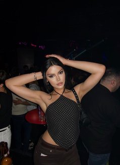 🇷🇺 Dani̇la 🇷🇺 - Transsexual escort in İstanbul Photo 2 of 11