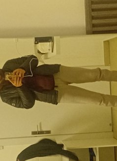 Dani - Male escort in Beirut Photo 4 of 4