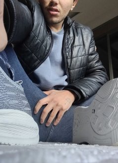 Dani - Male escort in Beirut Photo 6 of 9