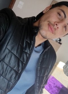 Dani - Male escort in Beirut Photo 9 of 9