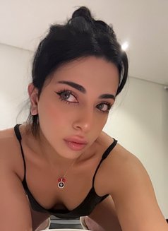 Dani1lyd - Transsexual escort in Amman Photo 6 of 13