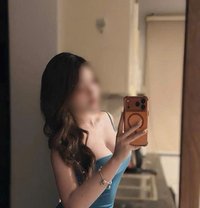 Dania - escort in Hanoi