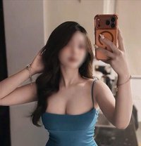 Dania - escort in Hanoi