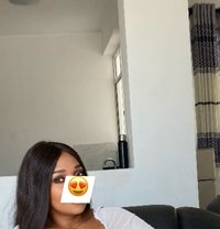 Dania - escort in Colombo