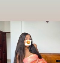 Dania - escort in Colombo