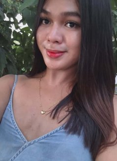 Danica! - escort in Manila Photo 3 of 5