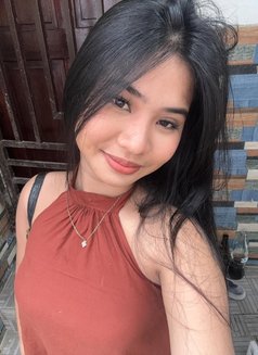 Danica - escort in Manila Photo 1 of 4