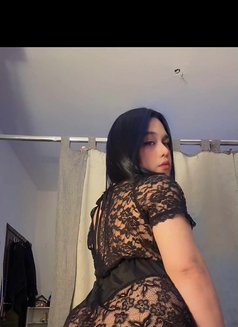 Danie - masseuse in Riyadh Photo 7 of 9