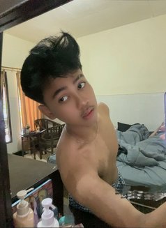 Daniel 8 Inchi Hard and Strong Stamina - Male escort in Bali Photo 8 of 9