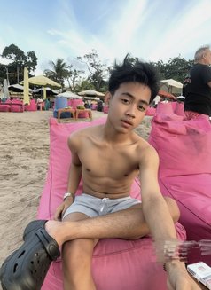Daniel 8 Inchi Hard and Strong Stamina - Male escort in Bali Photo 6 of 12