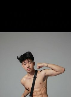Daniel 8 Inchi Hard and Strong Stamina - Male escort in Bali Photo 10 of 12