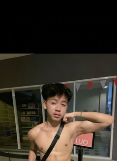 Daniel 8 Inchi Hard and Strong Stamina - Male escort in Bali Photo 12 of 12