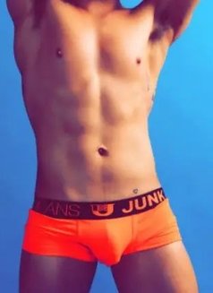 Daniel - Male escort in Ankara Photo 2 of 5