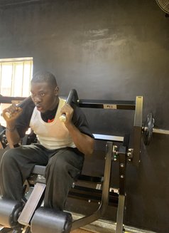 Daniel Chigbo - Male escort in Port Harcourt Photo 9 of 11