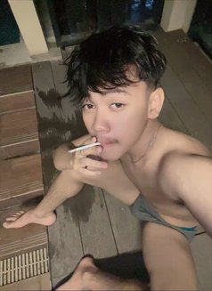 Daniel 8 inch Hard strong - Male escort in Bali Photo 4 of 9